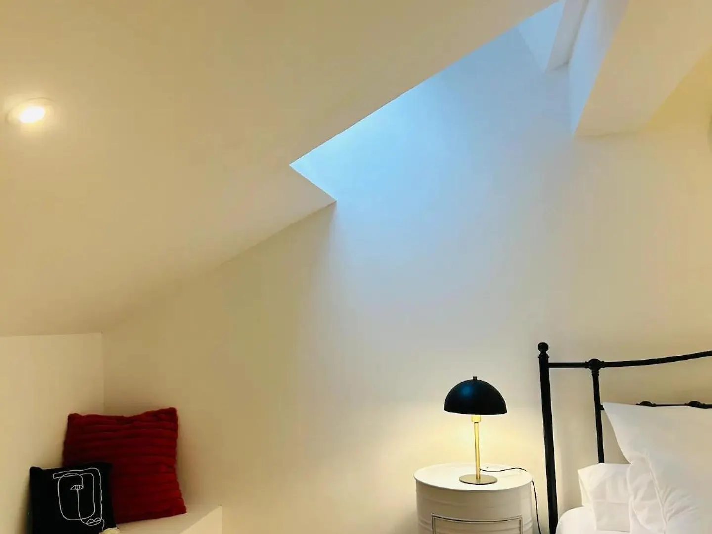 Loft Rosalie - Le Meridien A Charbonniere Les Bains - Parking - Netflix - Wifi Charbonnieres-les-Bains 0*,  France