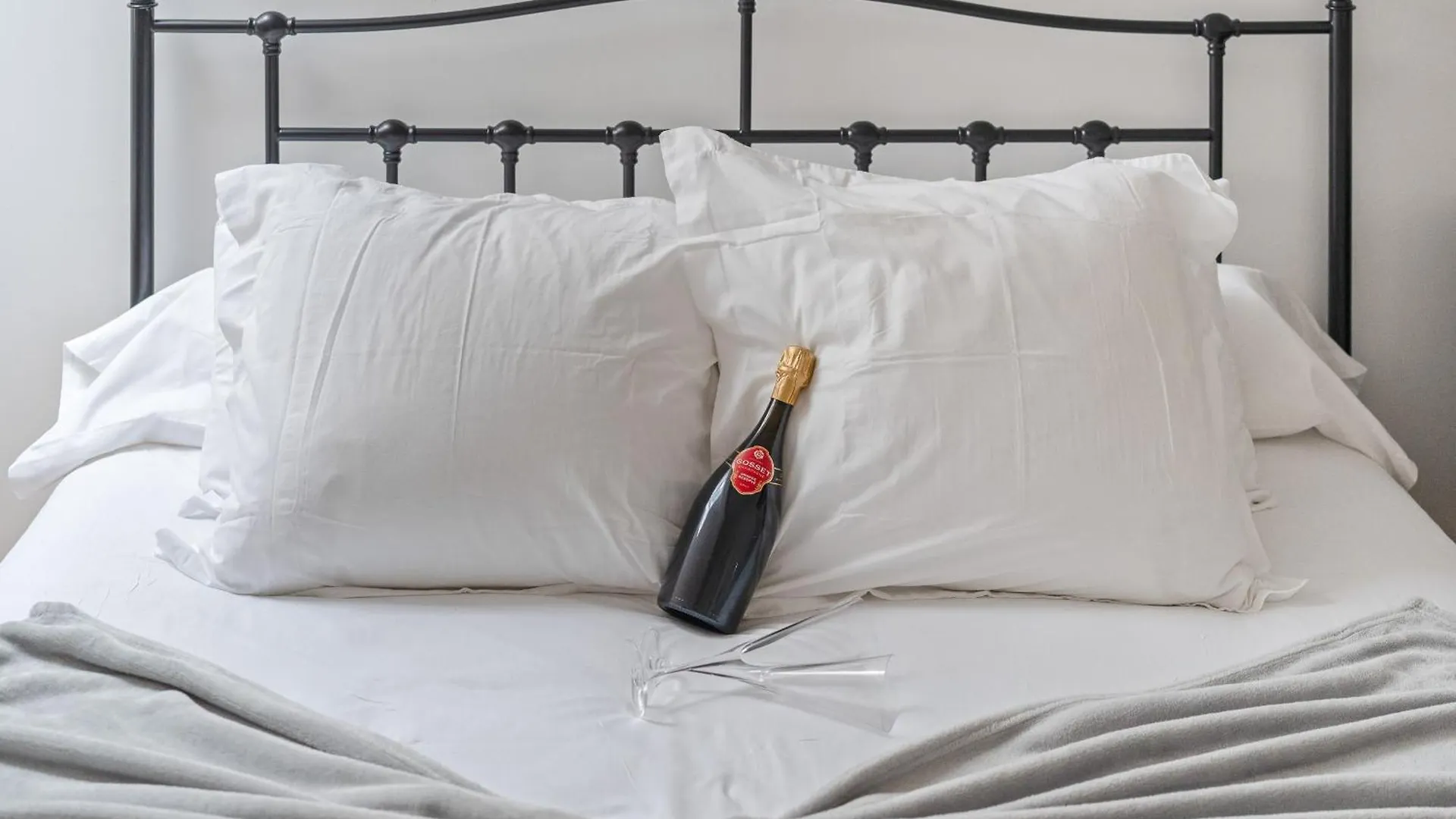 Loft Rosalie - Le Meridien A Charbonniere Les Bains - Parking - Netflix - Wifi Charbonnieres-les-Bains 0*,